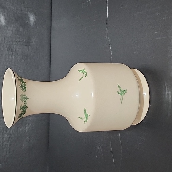"K's Collection" Vintage Green & Cream Vase, Rooster, Pheasants, Foliage, 7” - Picture 3 of 7